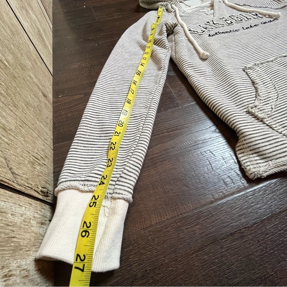 Sweatshirt lake girl stripped hoody small medium - Picture 3 of 5